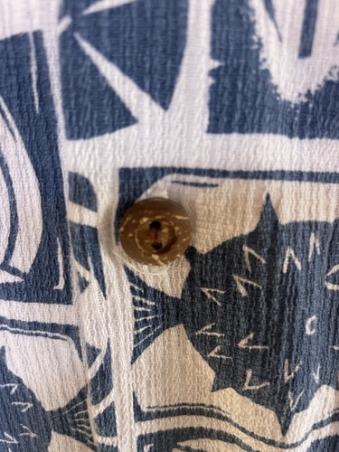 Shag Toes On The Nose Vintage Aloha Shirt Tiki Mask Tapa Pufferfish Hawaii L - Picture 7 of 9