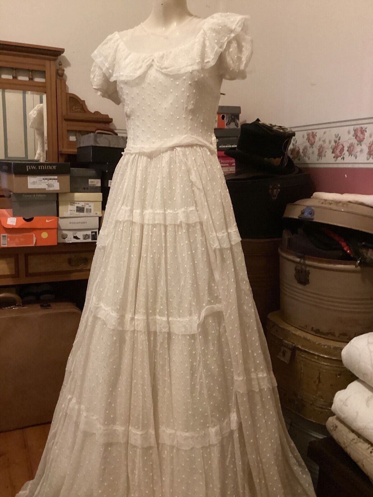 Picture 2 of 12