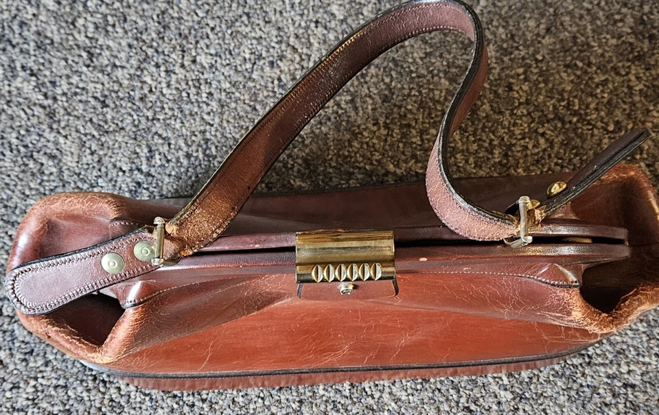 Vintage Etienne Aigner  - Image 4 of 4