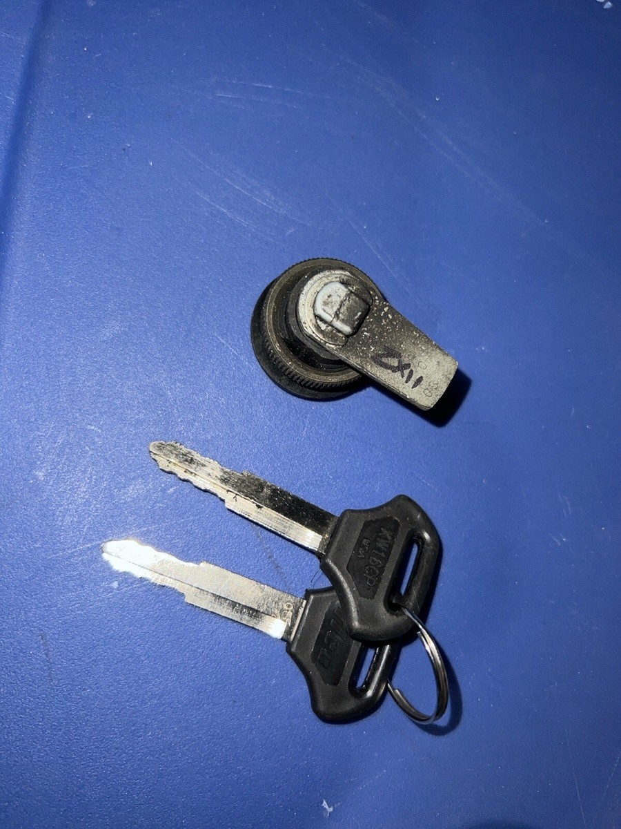 とっき 1993-2001 Kawasaki Ninja ZX11 zx-11 D zx11d zx1100 Key Lock