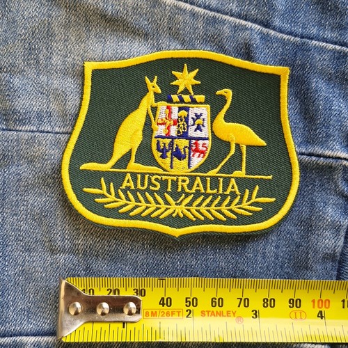 Coat of Arms Australia Iron On Embroidery Patch Destination Souvenir Gift - Picture 2 of 4