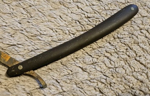 Vintage Straight Edge Razor - Picture 10 of 14