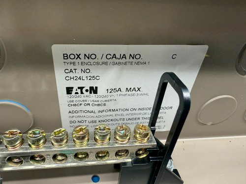 Eaton CH24L125C Type-1 125A 120/240VAC Indoor Main Lug Loadcenter Enclosure - Picture 8 of 13