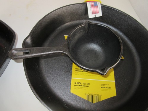 Lodge Cast Iron 3 Piece Set of 12" & 10"Skillets & 5" Pouring Pot - Picture 4 of 8