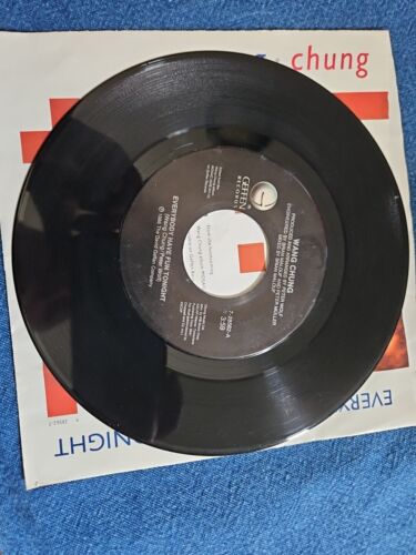 Wang Chung - Everybody Have Fun Tonight Single Vinyl 1986 - Picture 3 of 3