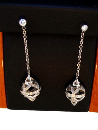 Vintage Diamond Earrings Estate Fine Jewelry Pre-Owned 18K White Gold Signed - Picture 13 of 19