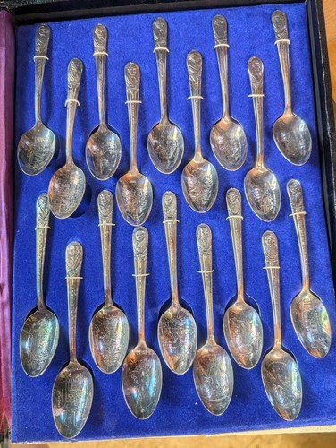 Vintage William M Rogers 36 Presidential Commemorative Spoons Collection W/ Case - Picture 2 of 19