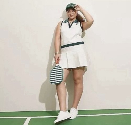 Prince Pickleball Kleid Damen klein creme grün Plissee sportlich Kragen - Bild 2 von 6