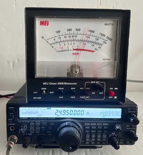 YAESU FT-847 HF/50/144/430MHz All Mode 100W Ham Tranceiver Works Great Mars Mod - Zdjęcie 9 z 22