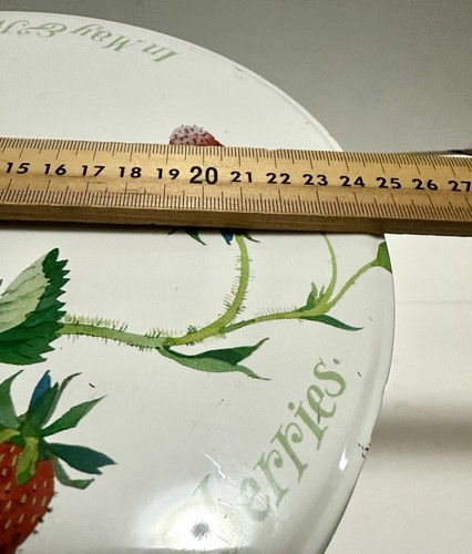 Emma Bridgewater Strawberry Cake Tin “You Need A Hundred Ways With Strawberries - Picture 11 of 12