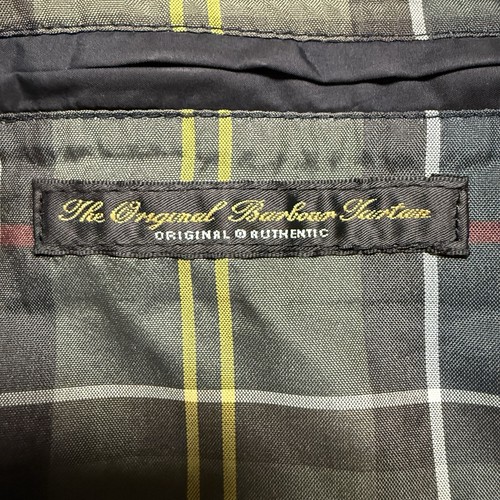 Chaqueta acolchada Barbour Gore-Tex Ariel para hombre mediana negra pana tareas tartán - Imagen 16 de 16