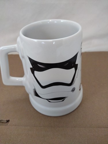 2 Star Wars ,Genuine Disney Mugs - Picture 5 of 15