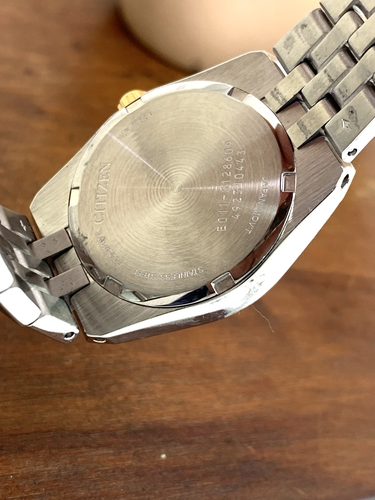 Reloj Citizen Mujer EW2299-50A Eco Drive Esfera Blanca Dos Tonos Acero Inoxidable - Imagen 6 de 14