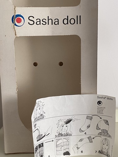 Sasha Cora Puppe 118 MIB Blumenkleid, Etikett & Box 16" schwarze Haare Trendon England - Bild 13 von 16