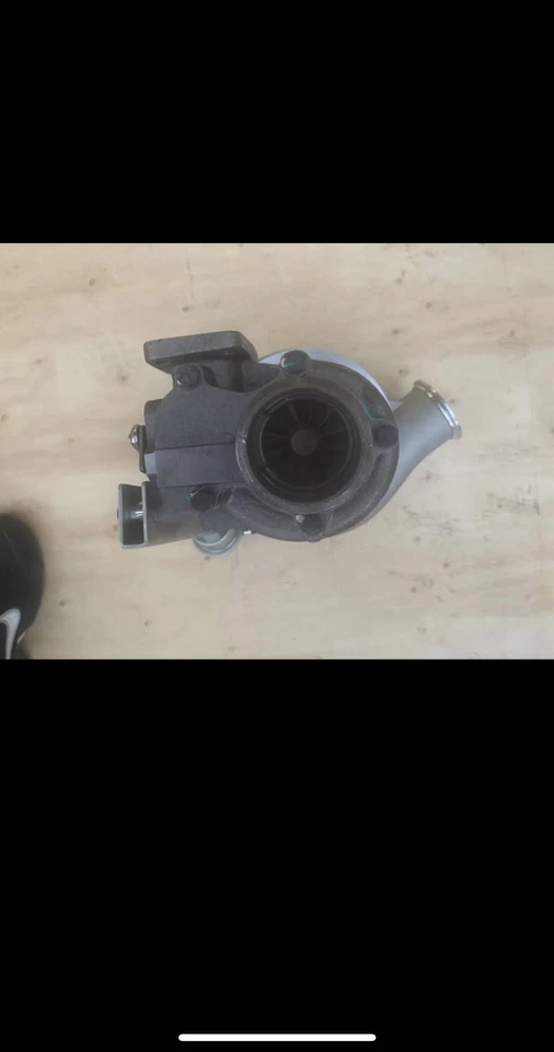 康明斯 Holset TURBOHX35W 3802777-RXTurbo charger — 第 4/4 张图片