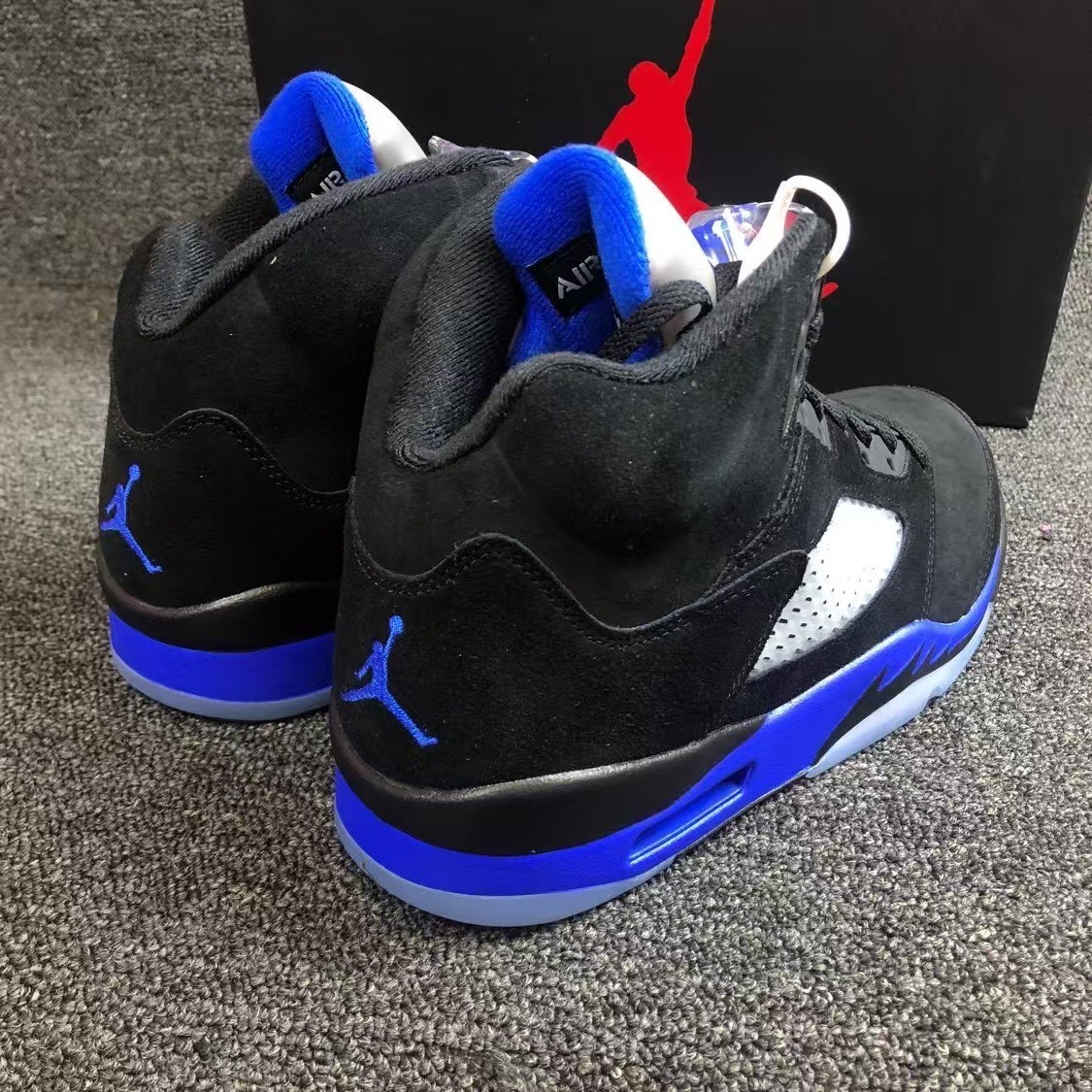 シューズ(男性用) Nike Air Jordan 5 Retro \"Racer Blue\" Air Jordan 5 Retro “Racer Blue” Black/Silver/Racer Blue