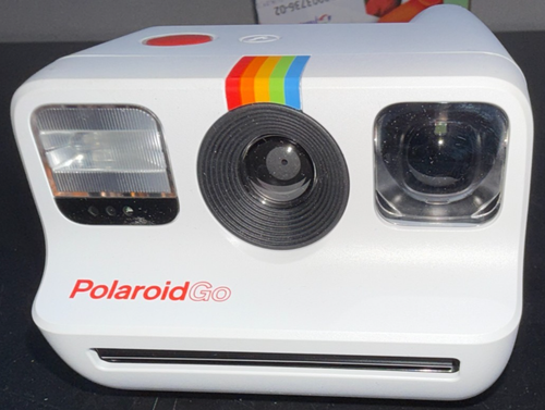 Polaroid Go+ Clip Bundle - Picture 2 of 21