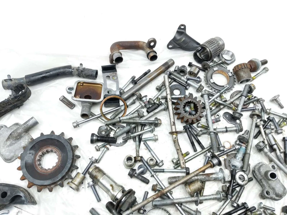 09-14 Yamaha YZF R1 Motor Varias Piezas Hardware Kit de Pernos Foto 4 de 4