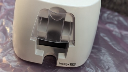 Evolis Badgy200 B22U0000RS 16 MB Color Plastic ID Card Printer + 1000 ID Cards - Picture 15 of 23
