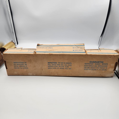 Texas Native Inertia Nutcracker Pecan Oak Wood Brass Original Box Apollo 13 Era - Picture 19 of 23
