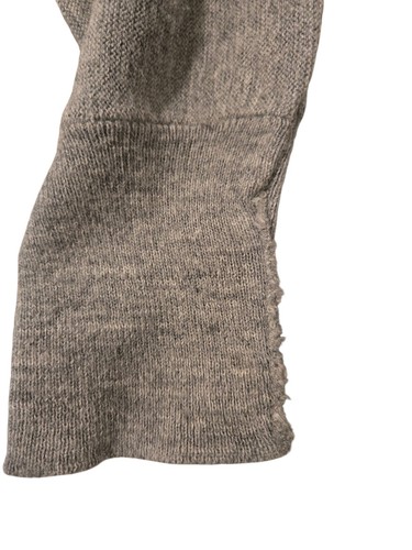 Lacoste Izod Of London V Neck Sweater Size L Made In USA Alligator Gray - Picture 6 of 8