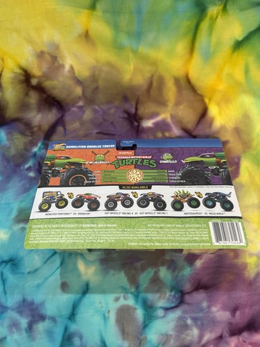 Hot Wheels Monster Trucks TMNT Demolition Doubles Michelangelo & Donatello New - Picture 2 of 3