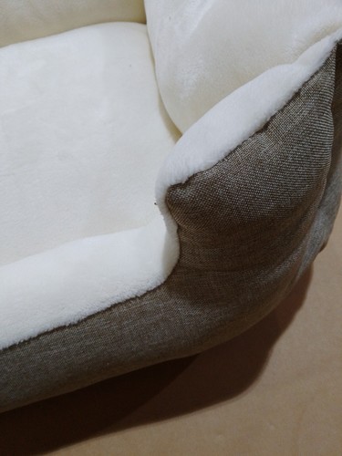 Faux Linen Beige & Fur Snug Medium Dog Bed Approx 70x58x20cm  - Picture 2 of 6