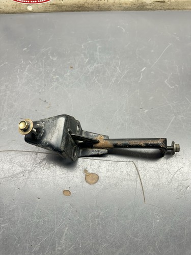 YAMAHA RAPTOR 660 OEM REAR FENDER STAY BRACKET MOUNT 5LP-21613-10-00 - Picture 4 of 6