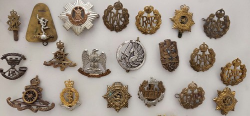 Military Cap Badges Pins Uniform Decorative Unsorted Job lot - II #0304 - Bild 9 von 9