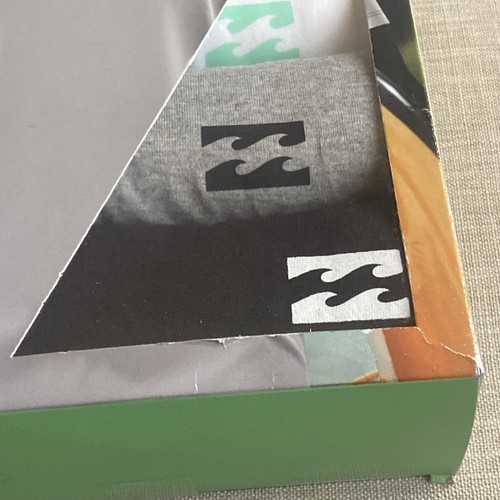 Billabong Men’s Crew Neck T-Shirts | Size Large | White/ Heather Grey/ Black - Picture 3 of 11