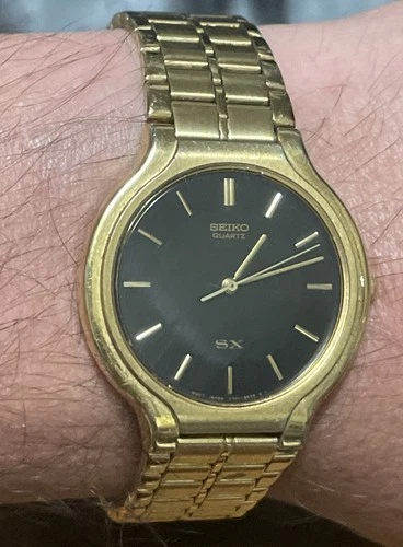 Seiko Vintage Men's Black Watch - SX V701