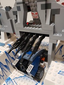 Lego 4748 - Alpha Team -Ogel's Mountain Fortress - Used w/ instr- Read condition