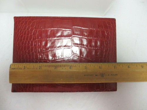 Leather Bifold Photo Frame Holds 4x6" Photos Horizontal Croc Graphic Image RED - Picture 9 of 13