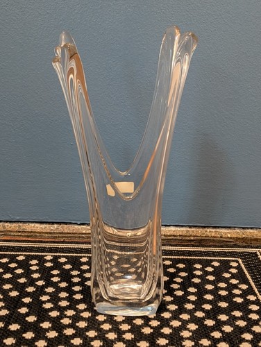 Vtg Toscany Japan Crystal Clear Glass Swung Vase with Box 13" tall - Picture 6 of 13