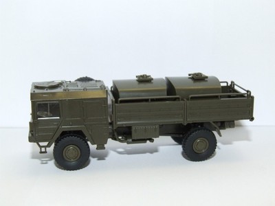 Herpa H0 1:87 Roco Minitanks 743921 LKW 5 t mil gl mit Tankanlage Bw