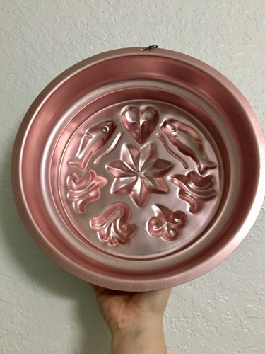 Vintage 1973 Wilton Copper cake Mold "Fish/hearts/star" Chicago # 502-402-60643 - Picture 6 of 8