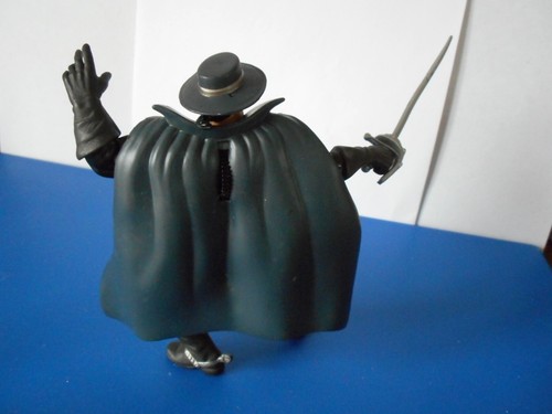 Playmates. Zorro. Action Figure with Rotating Arm & Sword. 1997 (B1N) - Picture 3 of 4