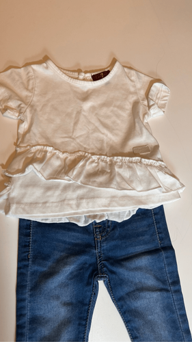 7 for All Mankind Girls 12 Month Set White Top & Blue Jeans - Picture 2 of 9