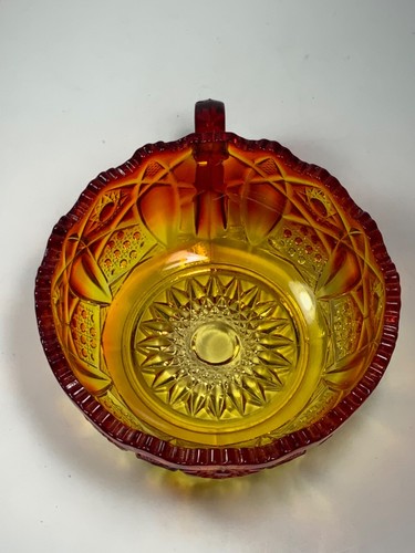 Vintage LE Smith Amberina Sawtooth Top Nut Bowl 5.25 in. - Picture 4 of 13