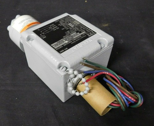 NEU ITT Aerospace 100P45C6A einstellbarer Druckschalter - Bild 4 von 9
