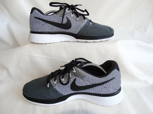 Nike Tanjun Racer Laufschuhe grau-schwarz-weiß EU 45,5 US 11,5 - Bild 4 von 9