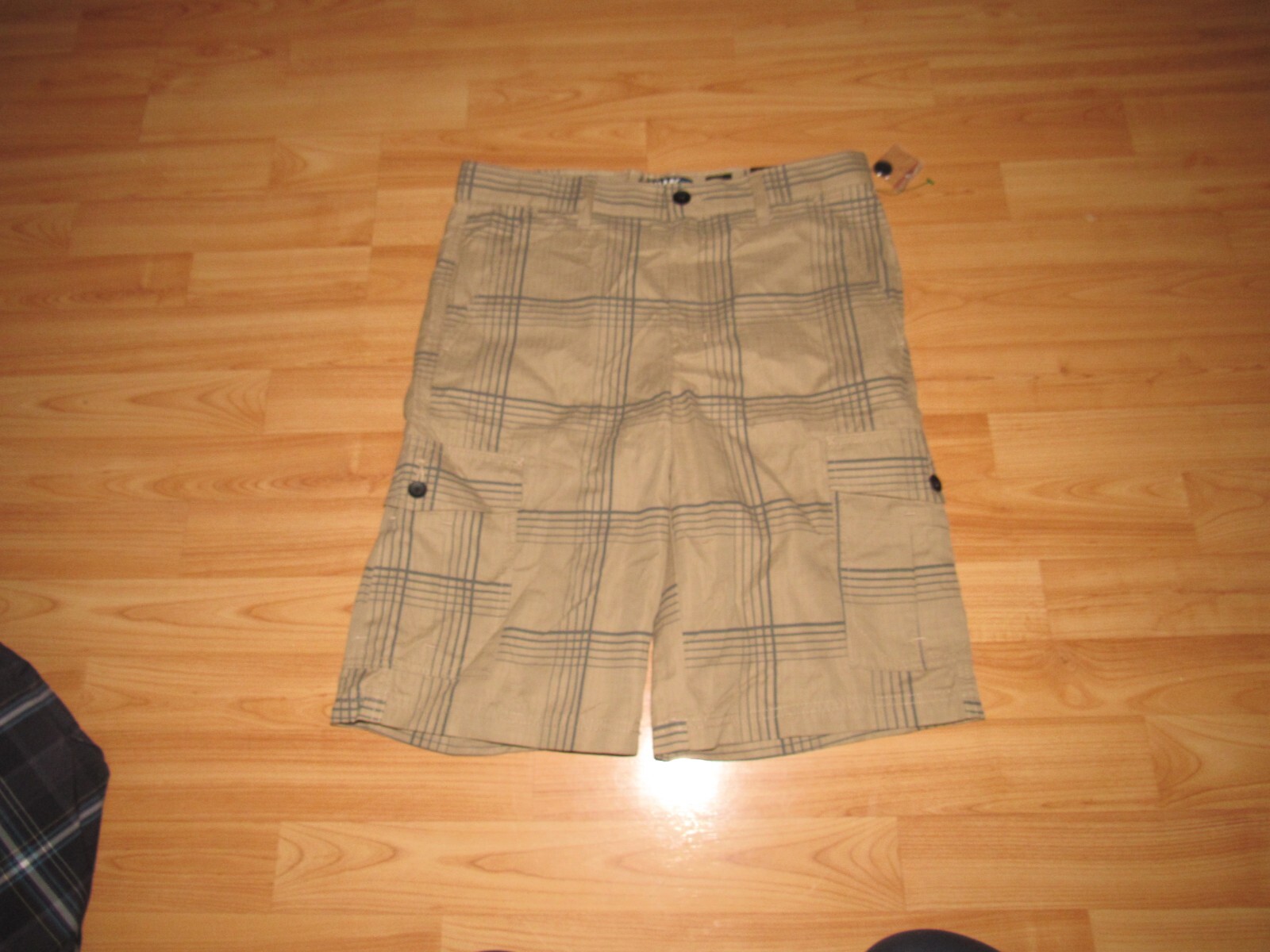 Picture 2 of 5