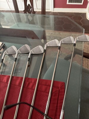 Taylormade P790 golf clubs irons set Graphite shafts recoil Taylormade P790 golf clubs irons set Graphite shafts recoil