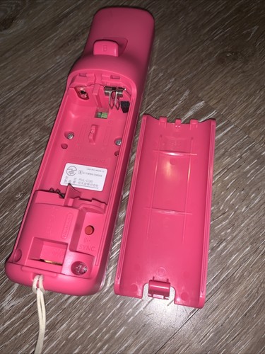 Nintendo Wii RVL-036 Pink Controller Wiimote Motion Plus Inside, - Picture 10 of 12