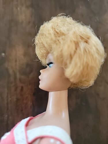 Muñeca Barbie rubia jengibre vintage corte burbuja años 60 vestido de mañana ocupado #956 rojo - Imagen 17 de 18