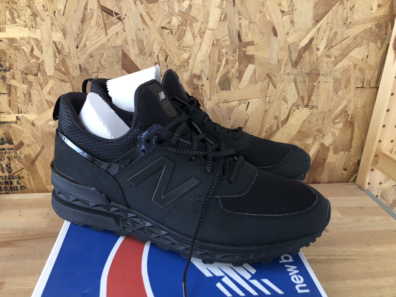 New Balance MS574SCF MS574SCF MS574SCF Black Black sz 10.5 NIB 2aefcb New Balance MS574SCF MS574SCF MS574SCF Black Black sz 10.5 NIB 2aefcb