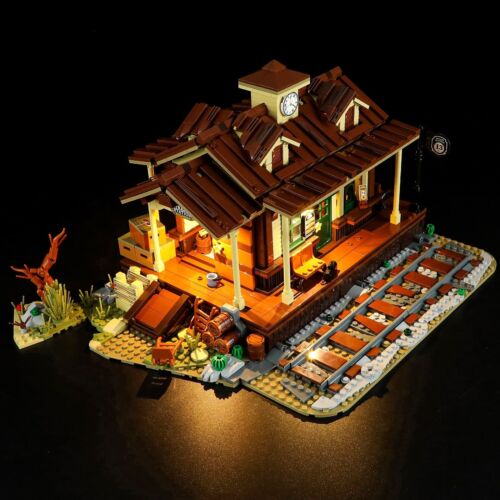 FUNWHOLE® F9039 West Train Station Building Set w/Light Kit 1974pcs - AU Stock - Picture 11 of 22