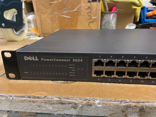Dell PowerConnect 3024 w/ Rack Mount Ears  - Picture 2 of 4
