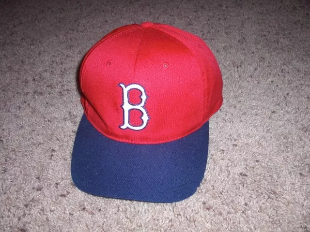 Vintage 90s BOSTON RED SOX red Outdoor Cap Company SNAPBACK Hat