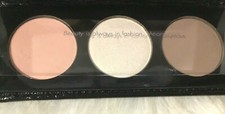 Stila Limited Edition Backstage Beauty Eye Shadow Palette - The Front Row Look